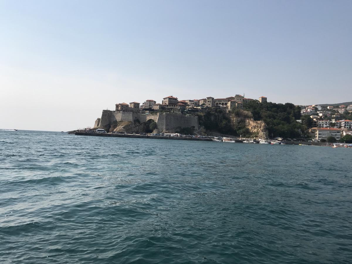 Hotel La Rosa Negra Ulcinj Exterior photo